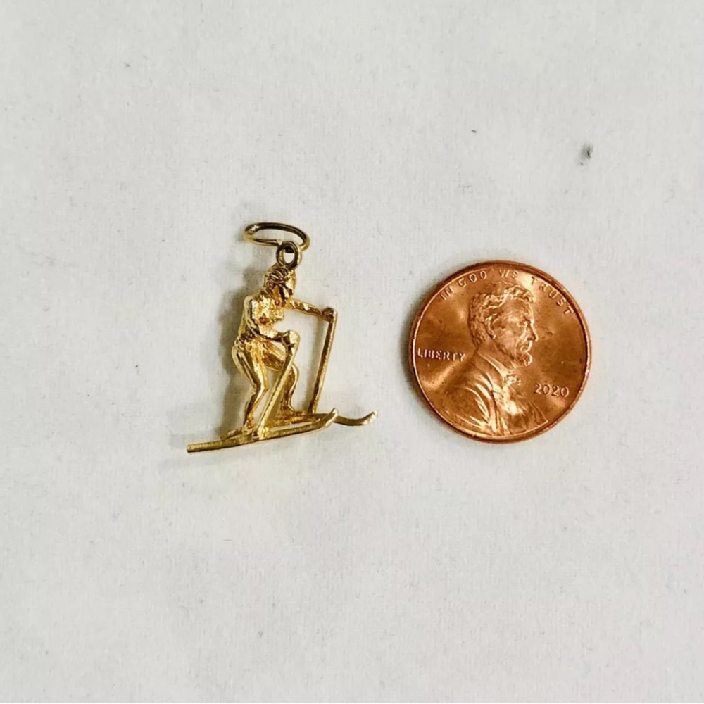 14k Yellow Gold Man Skiing Charm Pendent